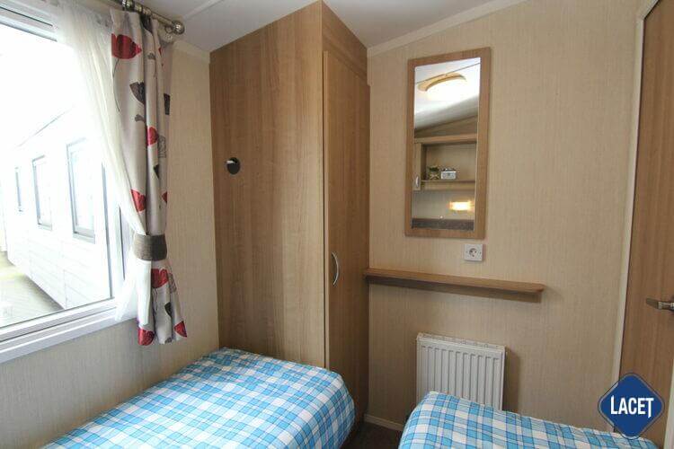 Swift Bordeaux Exclusive