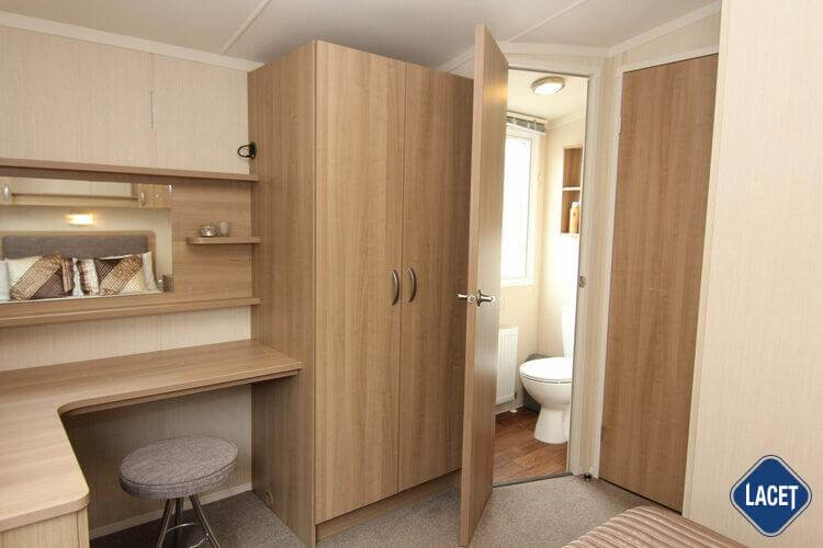 Swift Bordeaux Exclusive