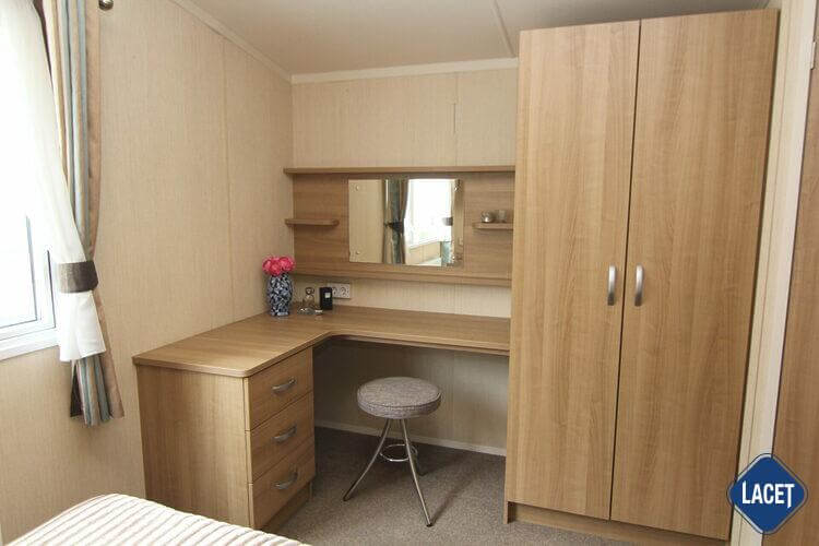 Swift Bordeaux Exclusive